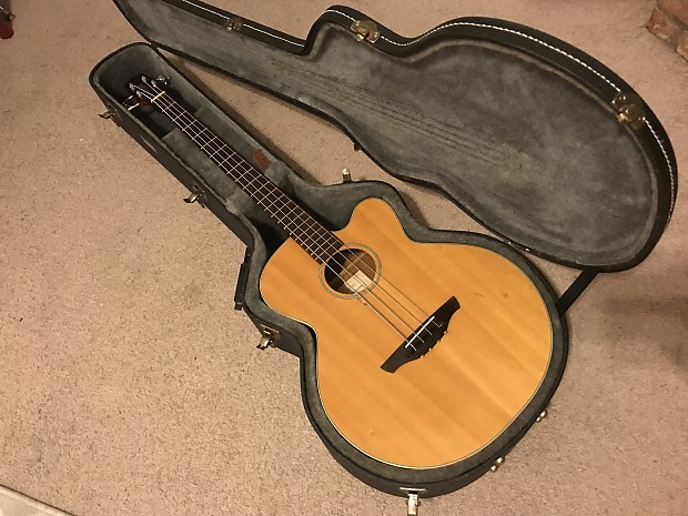Takamine EG512C acoustic electric bass