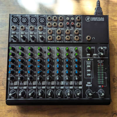Mackie 1604-VLZ3 Premium Mic/Line Analog 16-Channel Recording Mixing