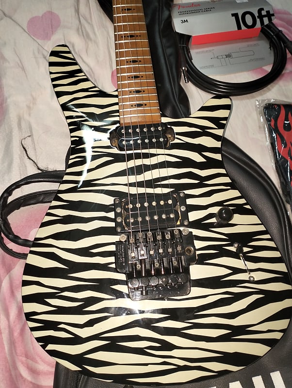 YAMAHA MG-MIII （MG-M3） Zebra Finish Electric Guitar with