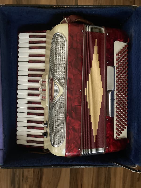 Giulietti Accordion | Reverb