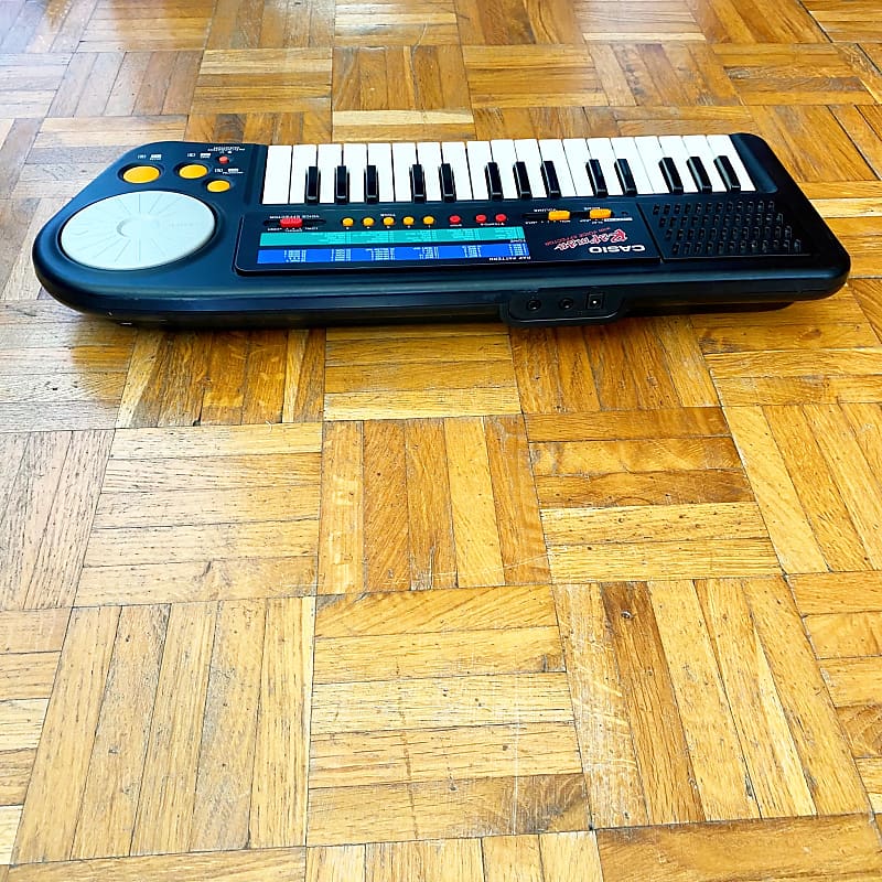 Casio Rapman - Vintage Synth Vocoder Drum Machine Voice FX
