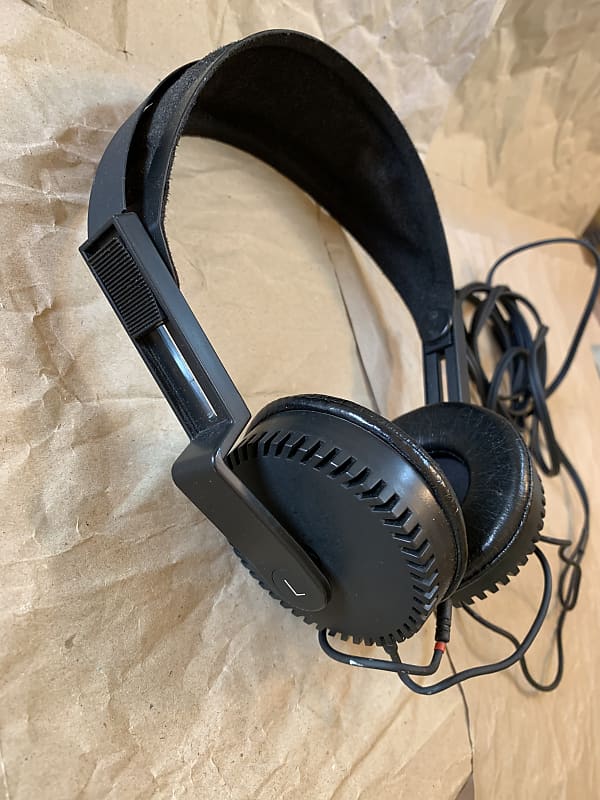 Yamaha HP-1 Orthodynamic Stereo Headphones Japan 1970's Vintage