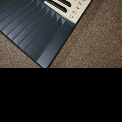Yamaha PSR-520 Portable Keyboard w/Box & PSU - 2nd Hand Yamaha PSR-520 Portable Keyboard w/Box & PSU - 2nd Hand