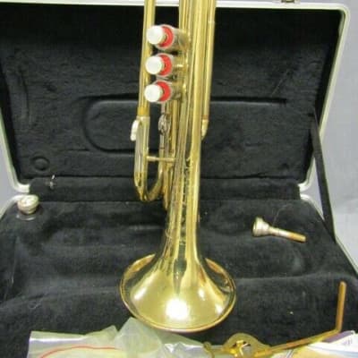 Conn Director Cornet Brass Instrument w/ Case & mouthpiece, USA, Good condition image 3