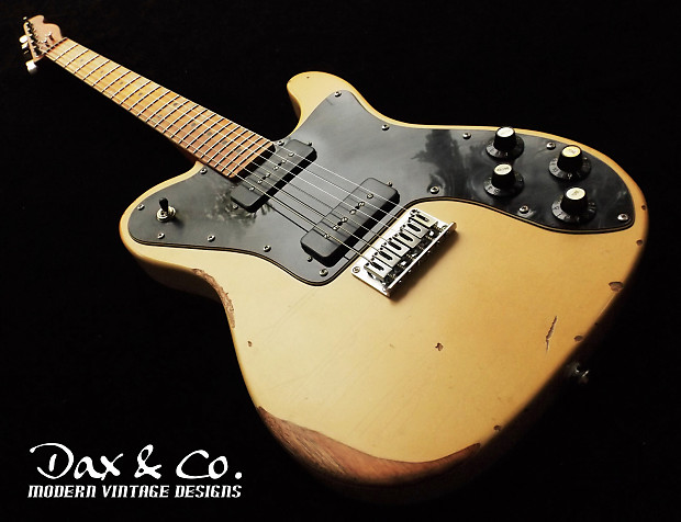 Vintage Blonde Telecaster Custom II Squier Dax Co. Relic. SUPER player W Fender Tuners