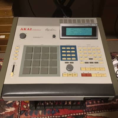 Akai MPC60 Integrated MIDI Sequencer and Drum Sampler 1988 - 1991 - Grey