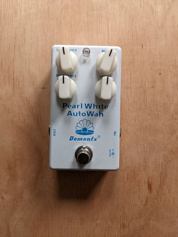 Demonfx Pearl White Auto Wah Guitar Effect Pedal – Music