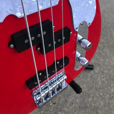 GAMMA Custom Bass Guitar T22-02, Delta Star Model, Tuscany Red image 5