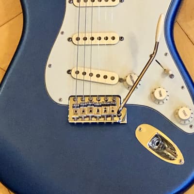 DISPLAY MODEL- Fender American Performer Stratocaster, Satin Lake Placid Blue Maple Neck, w/ Fender padded Gig Bag Case image 7