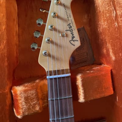 Fender Stevie Ray Vaughan stratocaster image 3