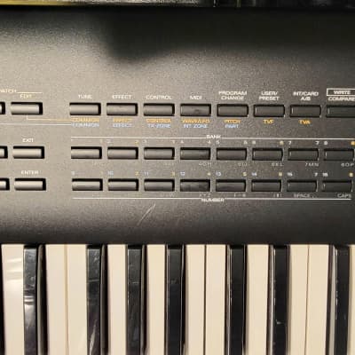 Roland JV-80 Mid 90's 61 key Digital Synthesizer image 5