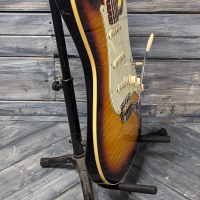 Used Fender MIJ Aerodyne Stratocaster - Flame Sunburst with Hard Case image 4