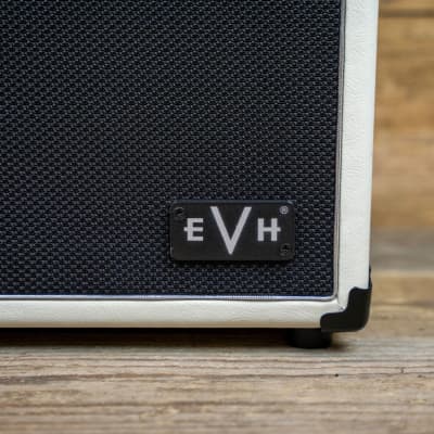 EVH 5150 Iconic Series 15W 1X10 Combo in Ivory image 3