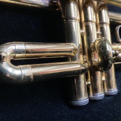 Holton T602R Bb Trumpet image 4