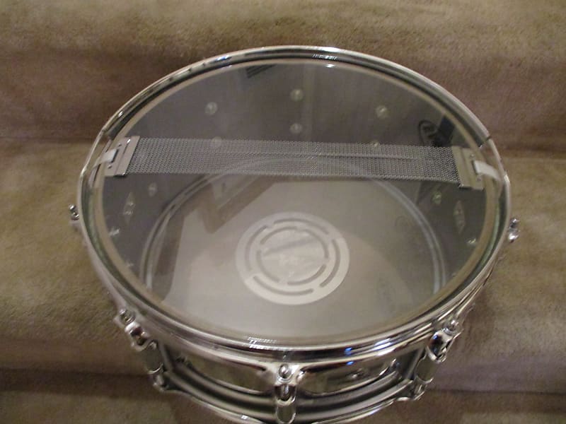 Remo Vintage Quadura Snare Drum, Acousticon Shell, 10 Lugs, Dual 
