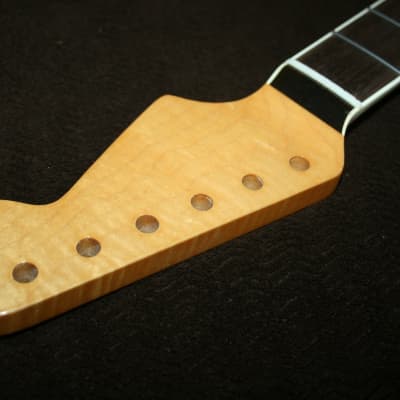 ギター Warmoth Flamed Maple Mustang Parts Replacement neck for Fender Mustang and Jaguar 24