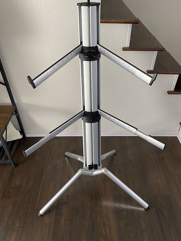 K&M Spider Pro DualTier Keyboard Stand Reverb