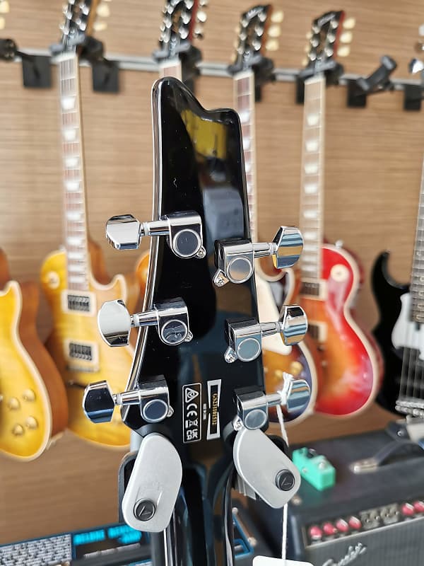Ibanez Iceman Paul Stanley Signature PS60-SSL 2024 - Silver Ibanez Iceman Paul Stanley Signature PS60-SSL 2024 - Silver