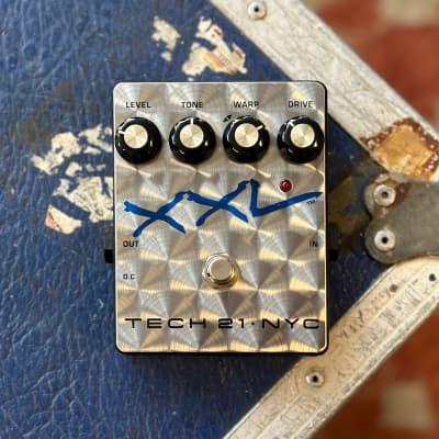 Tech 21 XXL Drive 1990s Diamond Plate | Reverb