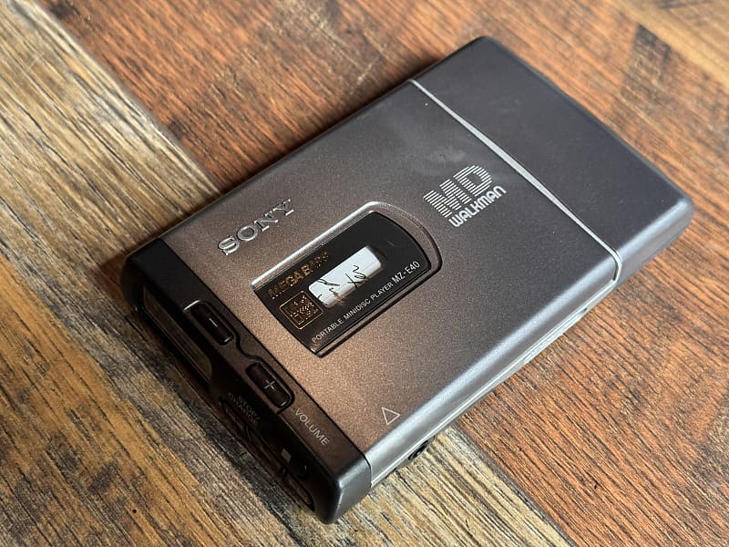 Sony MD Walkman MZ-E40 w/ 2 discs  			