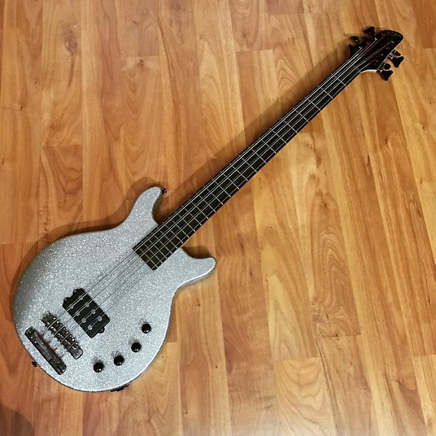 Carlo robelli sale 8 string bass