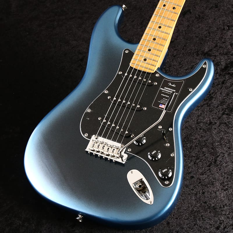 Fender American Professional II Stratocaster Maple Fingerboard Dark Night  [SN US22012979] (01/15)