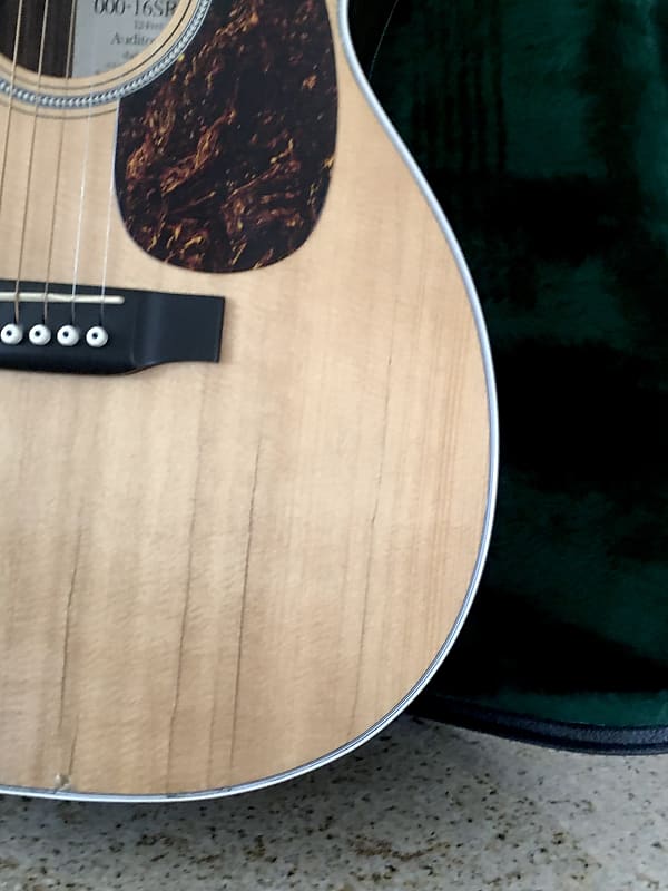 Vintage Martin 00016-SRGT 1999-2000 -Natural Special Model