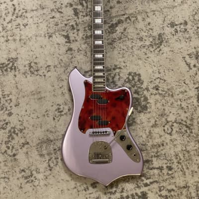 ギター EASTWOOD GUITARS Maverick/Custom Eastwood Guitars - Now IN STOCK: the Maverick Custom! This