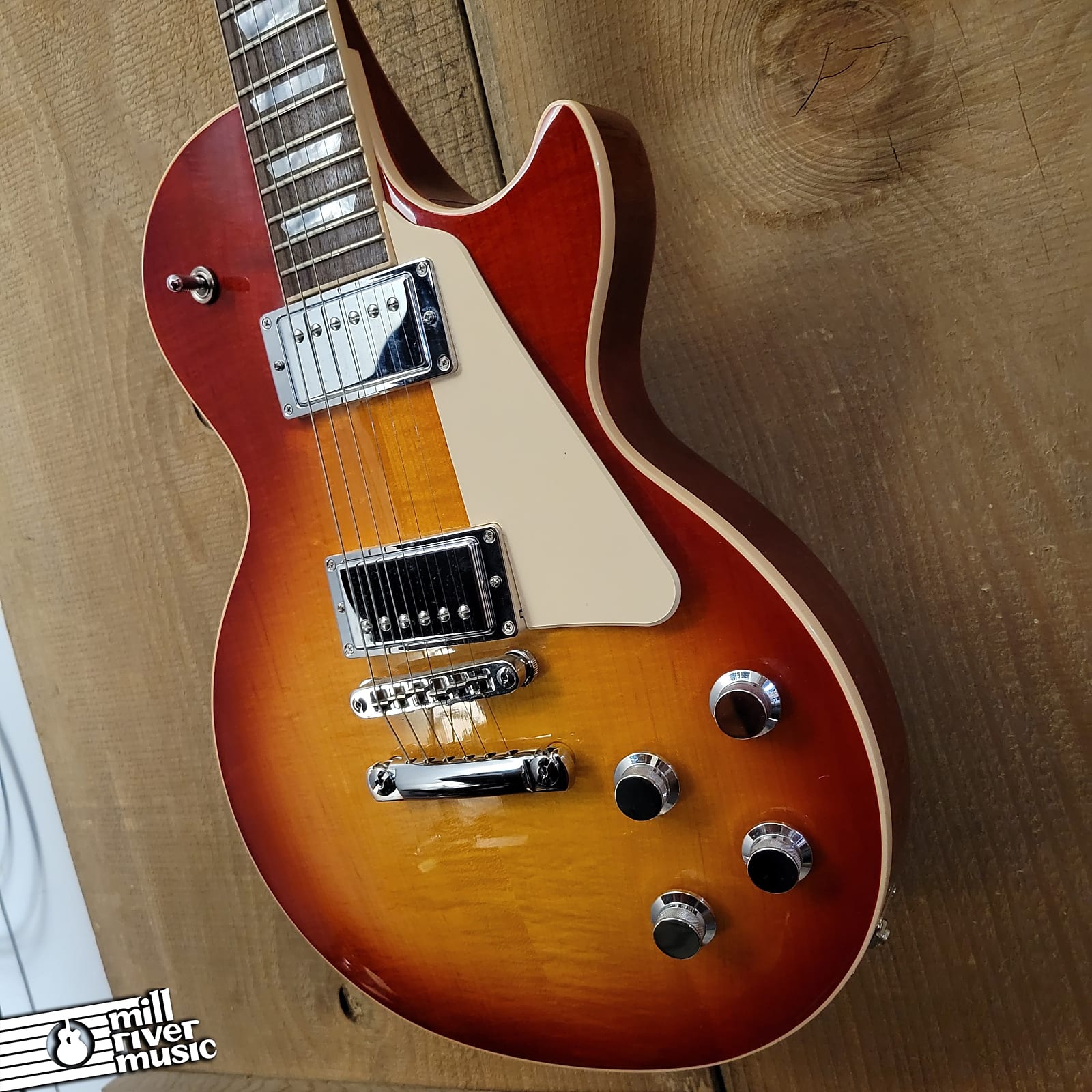 Gibson Les Paul Classic HP Electric Guitar Heritage Cherry Sunburst 2017