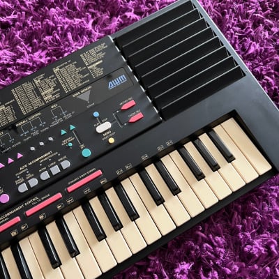 Yamaha PSS-590 PortaSound 90s AWM/FM Synthesizer Workstation w