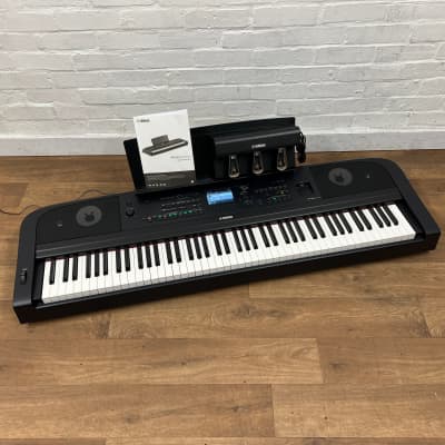 Second Hand Yamaha DGX670 Portable Piano in Black with FC35 Triple Pedal Unit: Serial No: BCDL01077