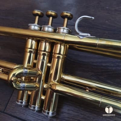 1956 Martin Imperial trumpet, mutes, Mt Vernon mouthpiece | Gamonbrass image 8