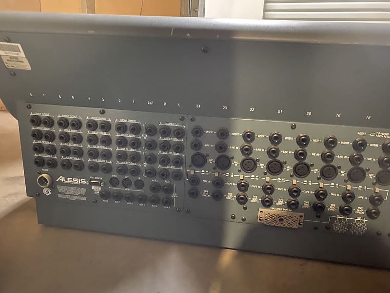Alesis X2 mixing console Reverb