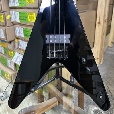 Dean V Metalman 4-String Bass Black | Reverb