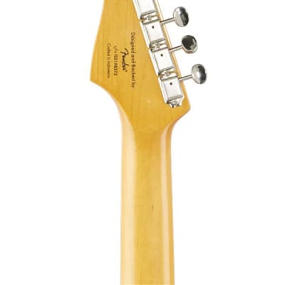 Squier Classic Vibe 60s Stratocaster Laurel Neck 3 Color Sunburst image 7