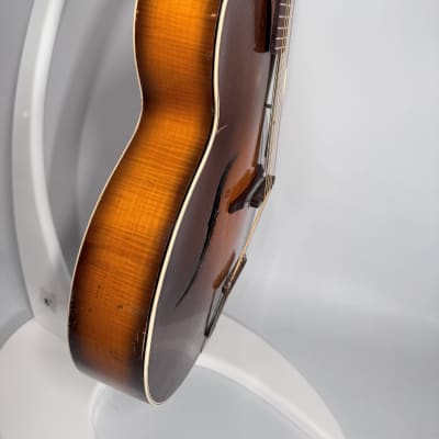 Otwin Cabinet archtop guitar 1950s image 10