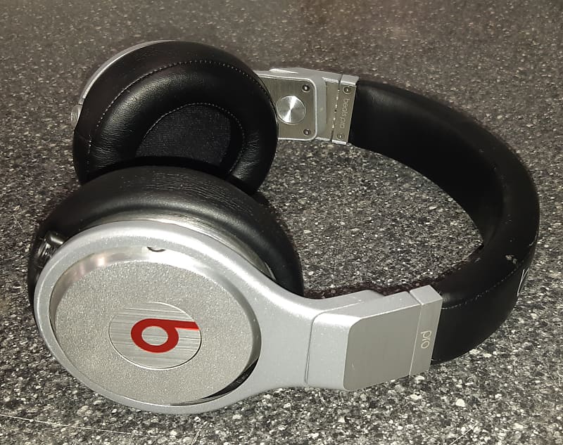 Beats cheap pro grey