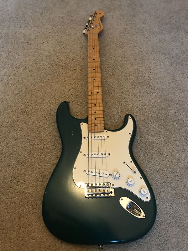 Fender stratocaster store dark green