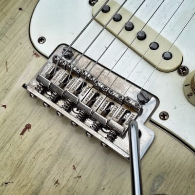 Fender American Professional Stratocaster Translucent Blond Medium Relic image 6