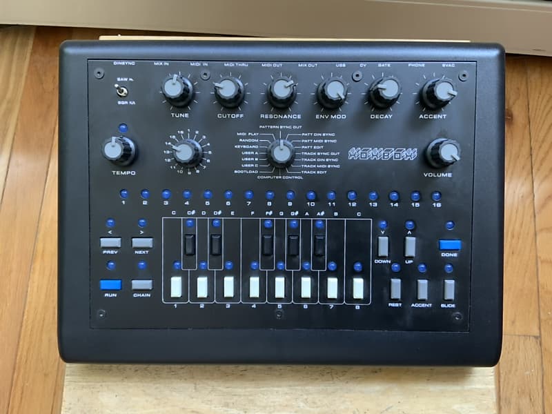 Adafruit x0xb0x TB303 Clone Reverb