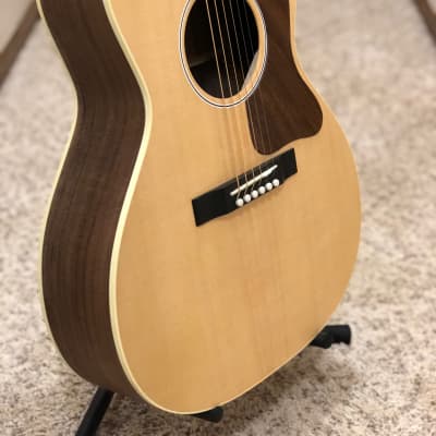 Gibson USA L-00 Sustainable 2019 Electric Acoustic + Hardshell Case-Price Reduction image 4