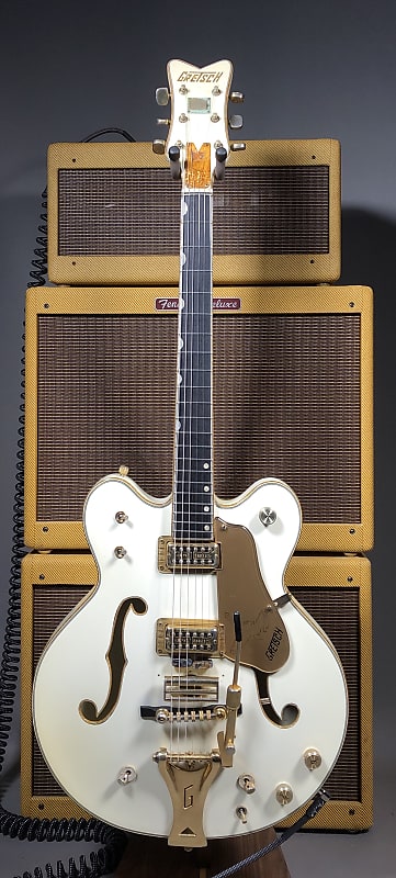 Gretsch white deals falcon double cutaway