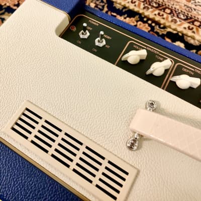 Vox AC15 Custom CC TTBC Limited Edition 1x12” 2025 - Two Tone Blue & Cream image 3