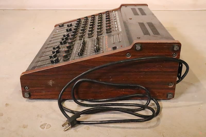 配信機器・PA機器・レコーディング機器 Roland Stereo Mixing Amplifier PA-150 Roland PA-150 Stereo Mixer with Spring Reverb FOR SALE