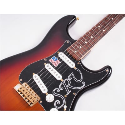 Fender Stevie Ray Vaughan Stratocaster, 3-Colour Sunburst image 7