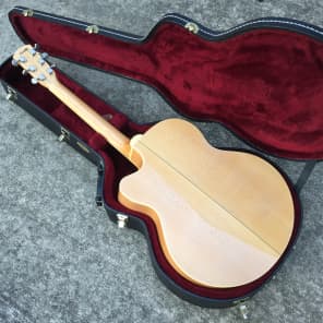 Alvarez Jumbo Acoustic-Electric Guitar w/ Case image 4
