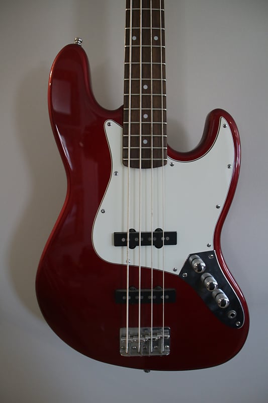 Squier Standard Jazz Bass 2001 - 2010