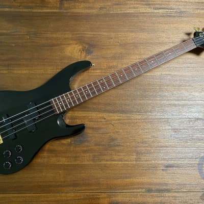 Aria Pro II Bass, Medium Scale, Active, Magna Series, Black, 1990s