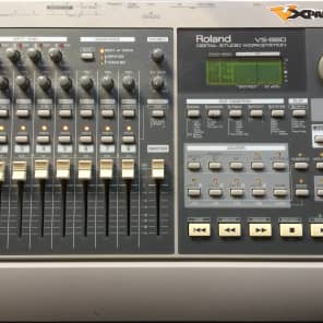 Roland ROLAND VS-880 VXPANDED Digital Studio Workstation