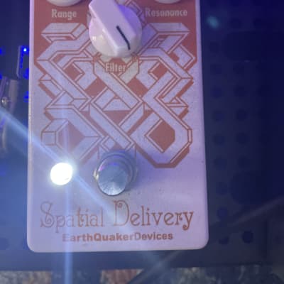 EarthQuaker Devices Spatial Delivery Sample & Hold Envelope Filter